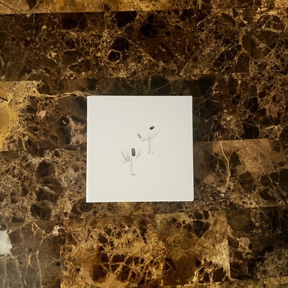 Apple AirPods Pro 2nd Generation with MagSafe Wireless Charging Case - White